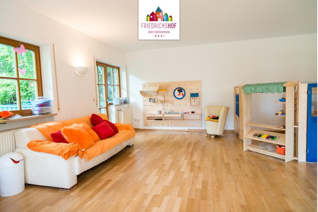 Familienhotel Friedrichshof Obertrubach Kültér fotó
